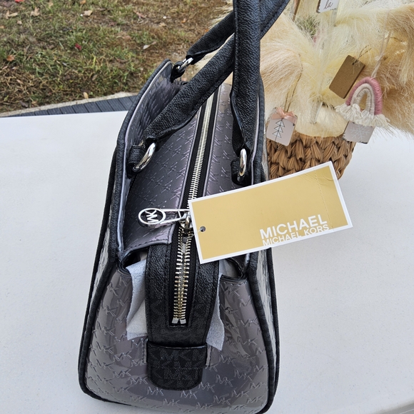 Michael Kors Iridescent Women's Bag - Picture 5 of 9